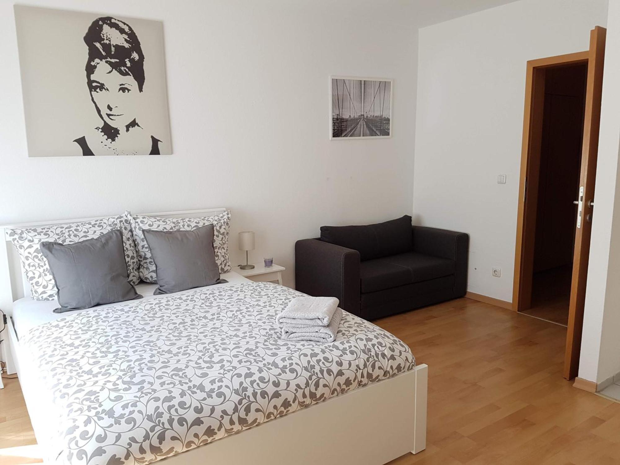 Studio Dresden Neustadt & Parking Eksteriør bilde